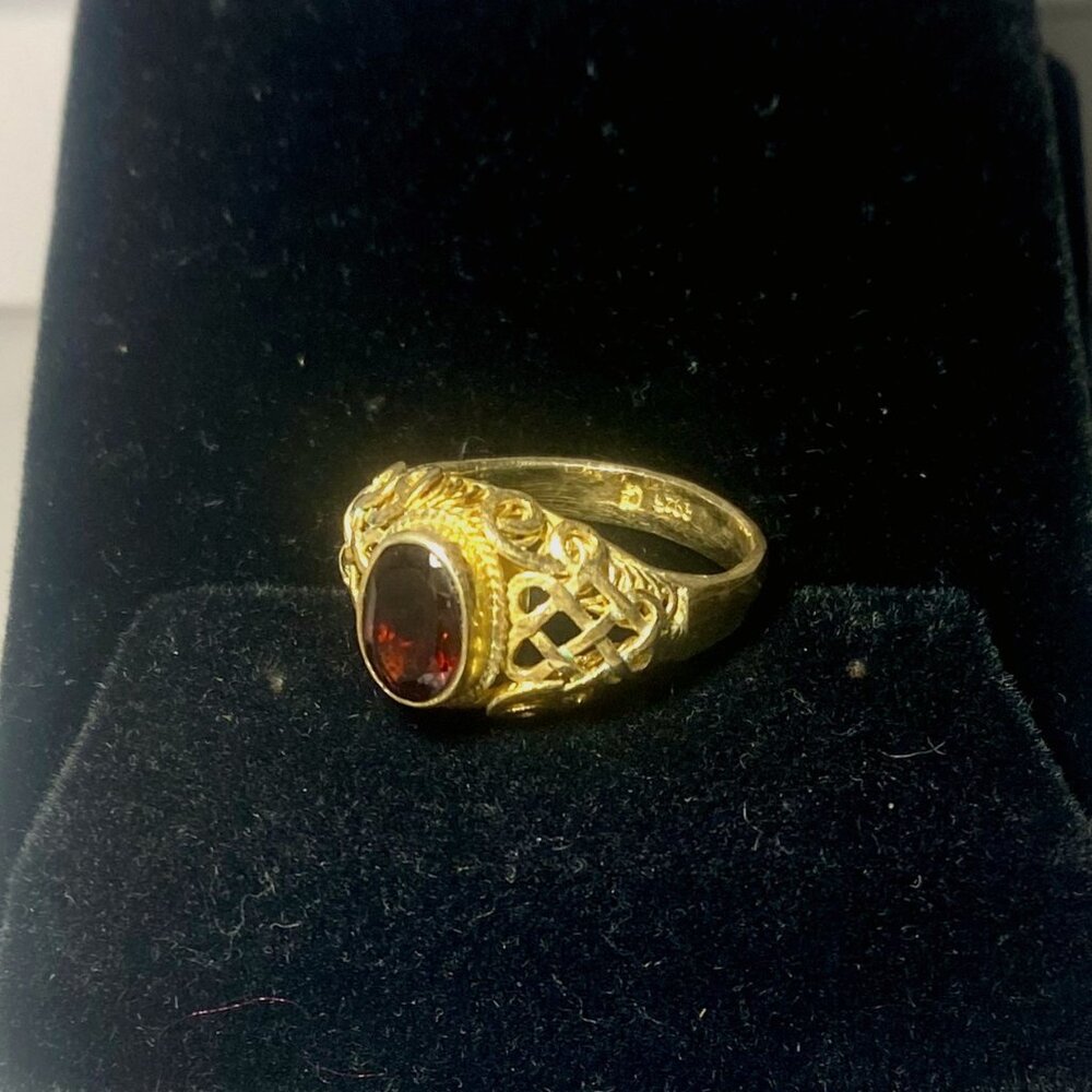 Barbara Garwood Garnet 5 1/2 Ring 24KT Gold over Sterling Collectable Mongolian